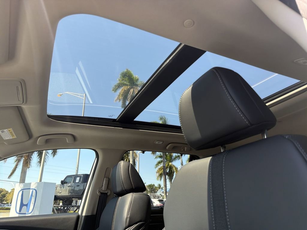 Used 2023 Honda Pilot Elite image 19