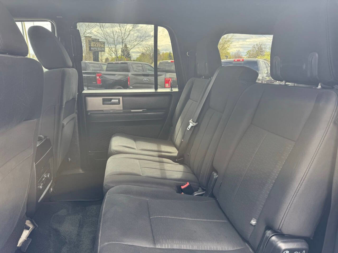 Used 2016 Ford Expedition EL XLT AWD/4WD image 28
