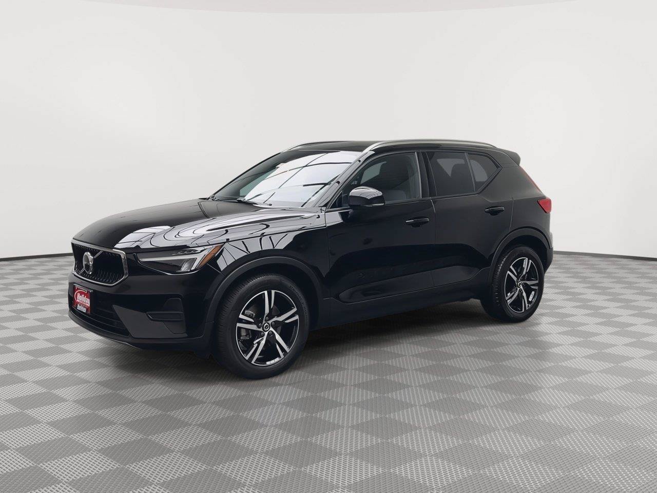 Used 2023 Volvo XC40 B5 Core AWD/4WD image 31