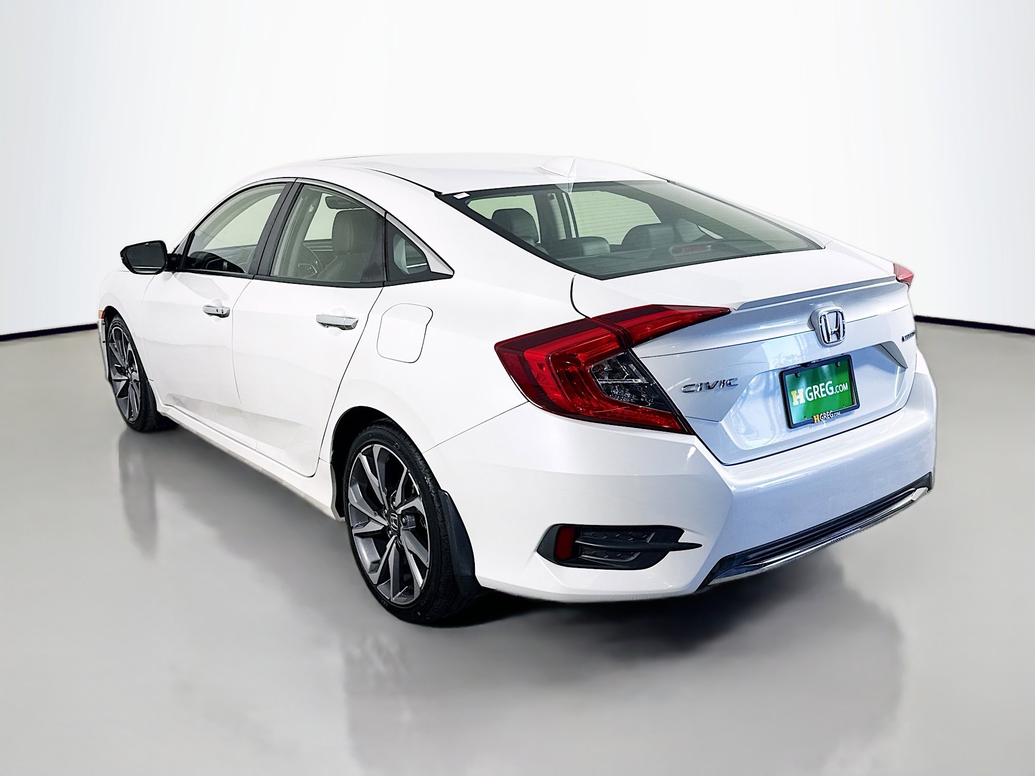 Used 2019 Honda Civic Touring image 7
