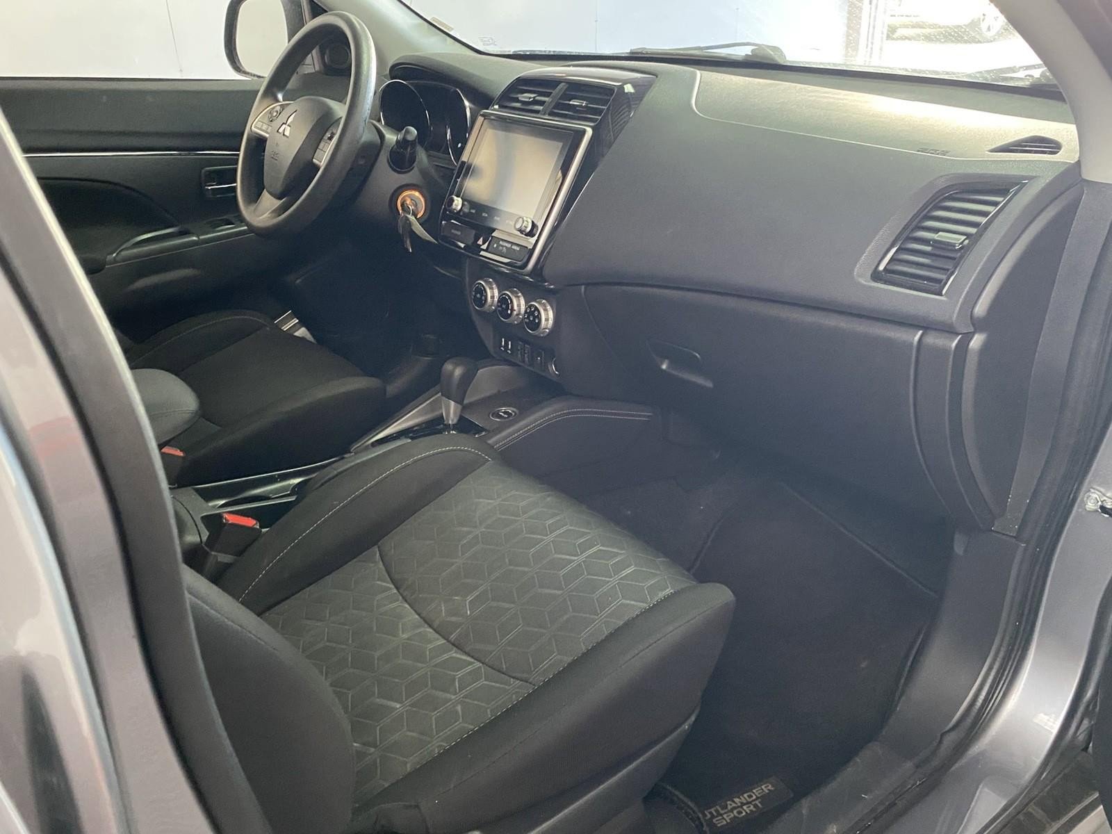 Used 2020 Mitsubishi Outlander Sport ES AWD/4WD image 8
