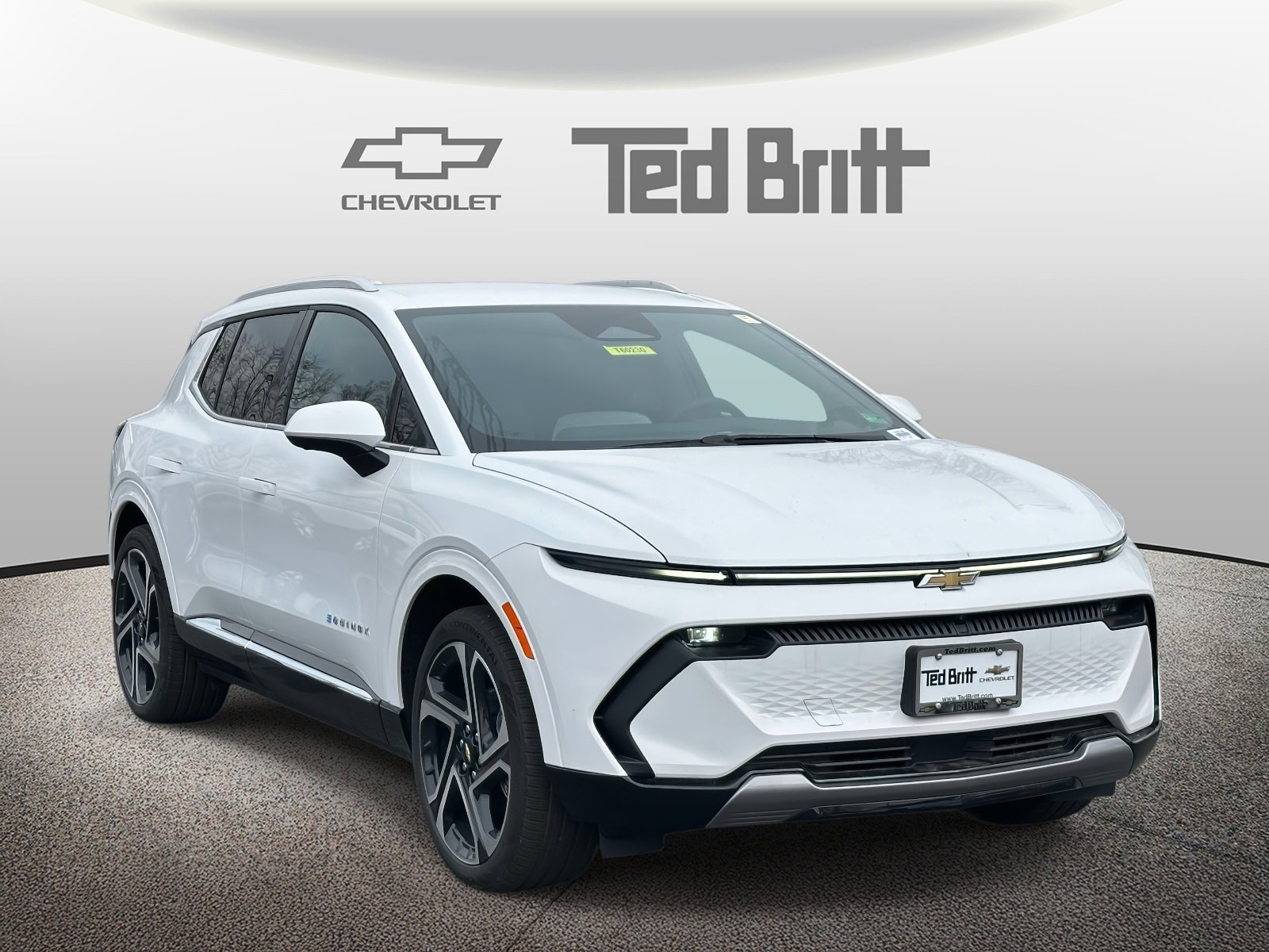 New 2026 Chevrolet Equinox EV LT image 3