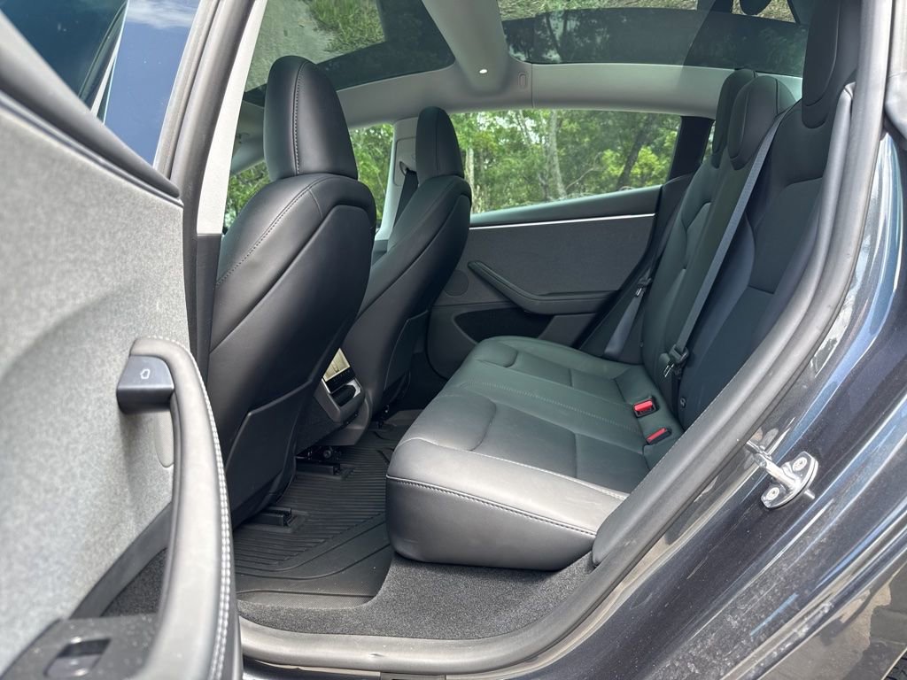 Used 2025 Tesla Model 3 Long Range RWD image 15