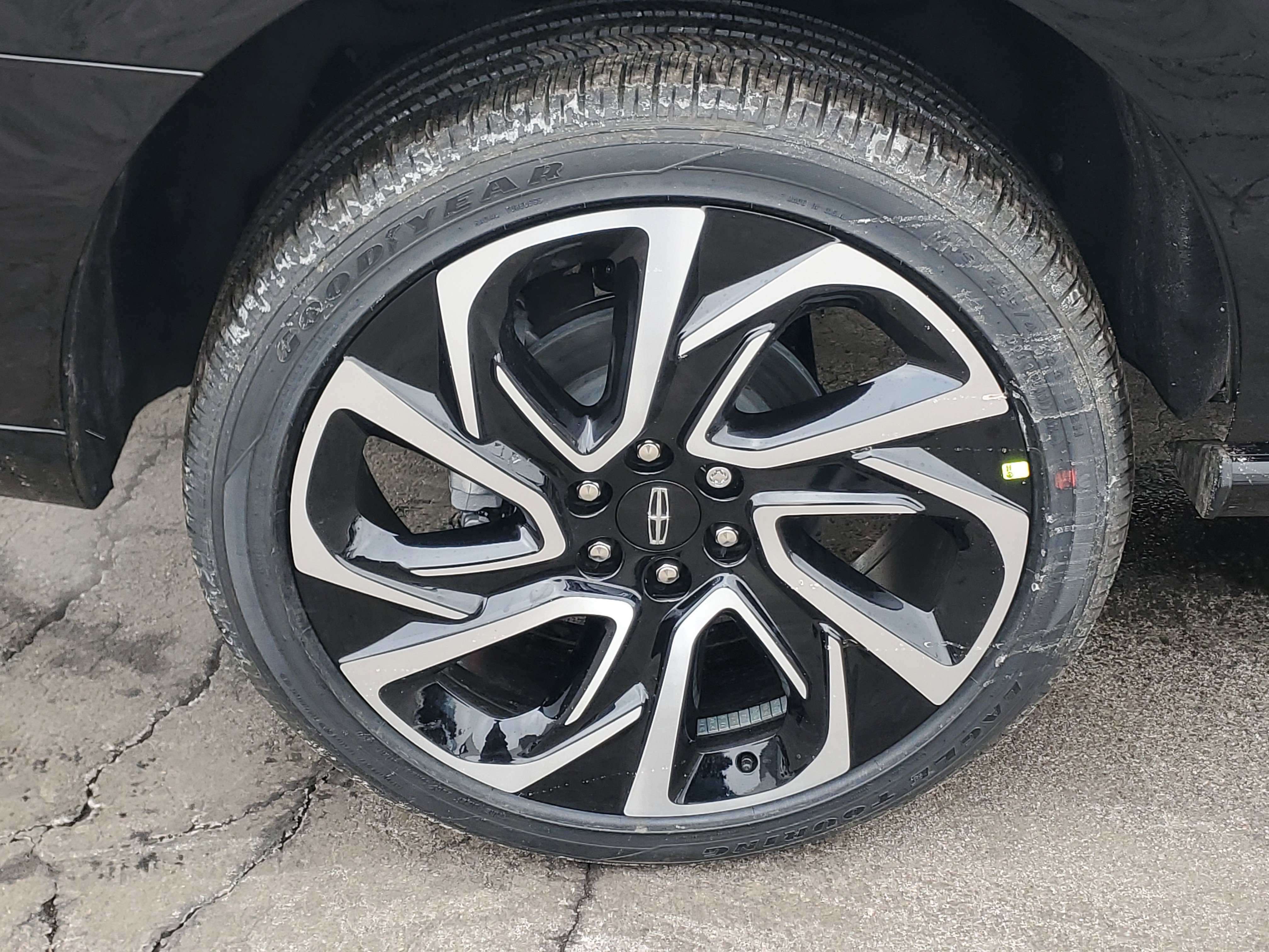 New 2026 Lincoln Navigator Reserve image 5