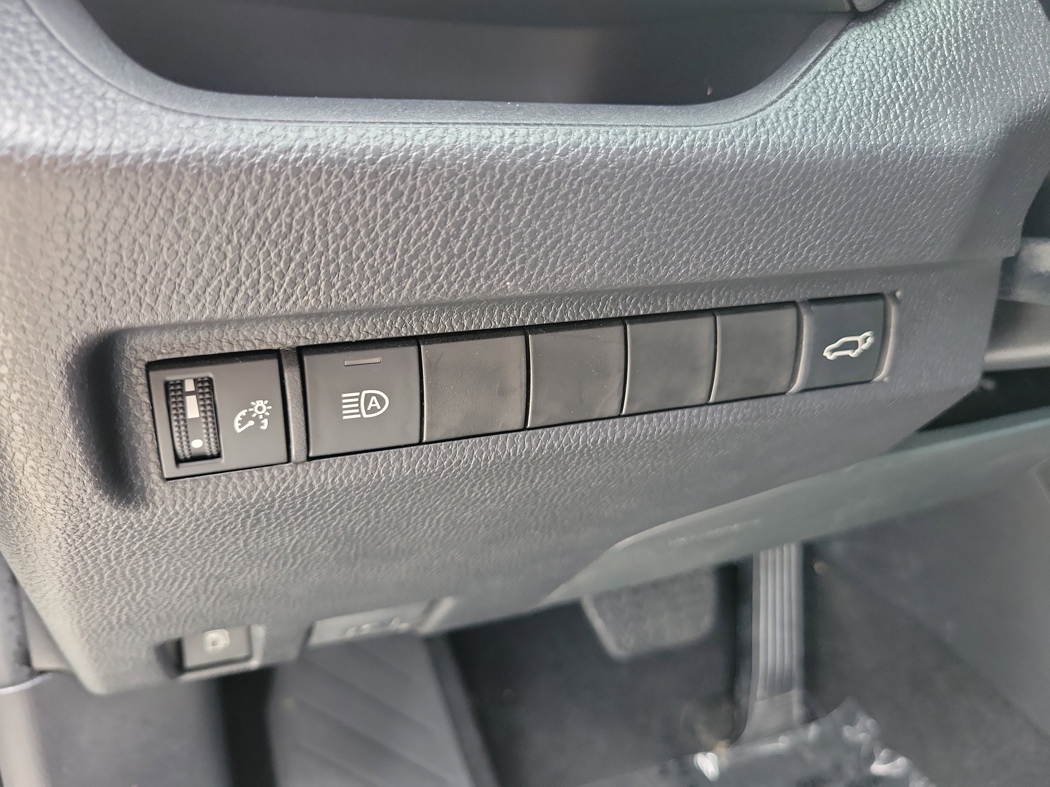 Certified 2024 Toyota RAV4 XSE AWD/4WD image 27