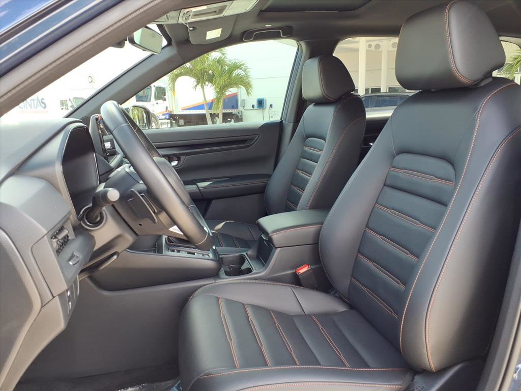 Used 2025 Honda CR-V Sport-L image 4