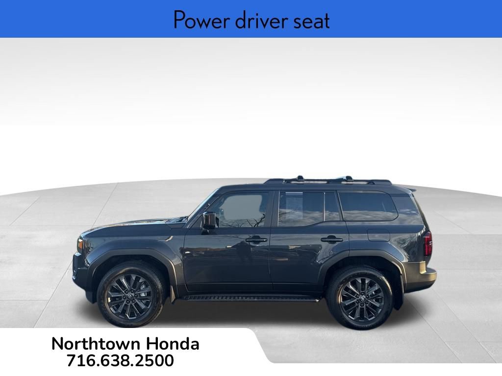 Used 2024 Toyota Land Cruiser image 7