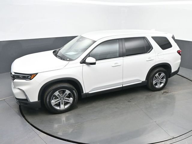 Used 2025 Honda Pilot EX-L image 41