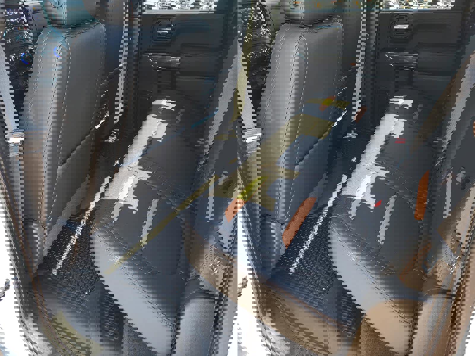 Certified 2022 GMC Sierra 2500 AT4 image 13