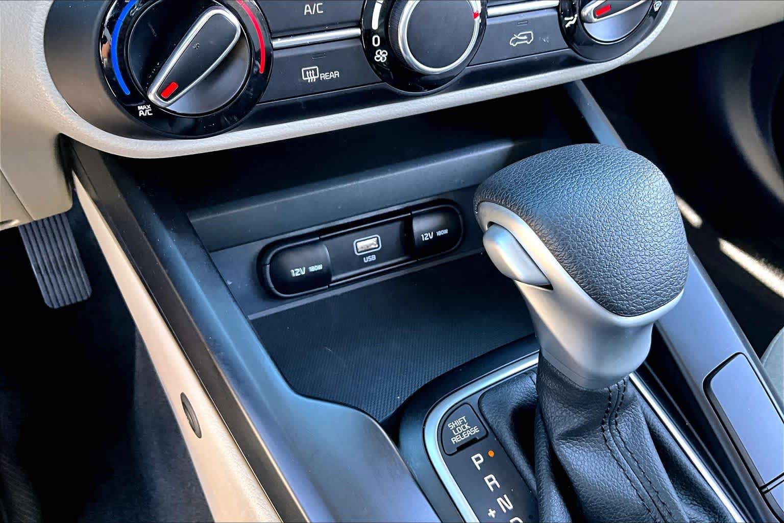 Used 2023 Kia Soul LX FWD image 31