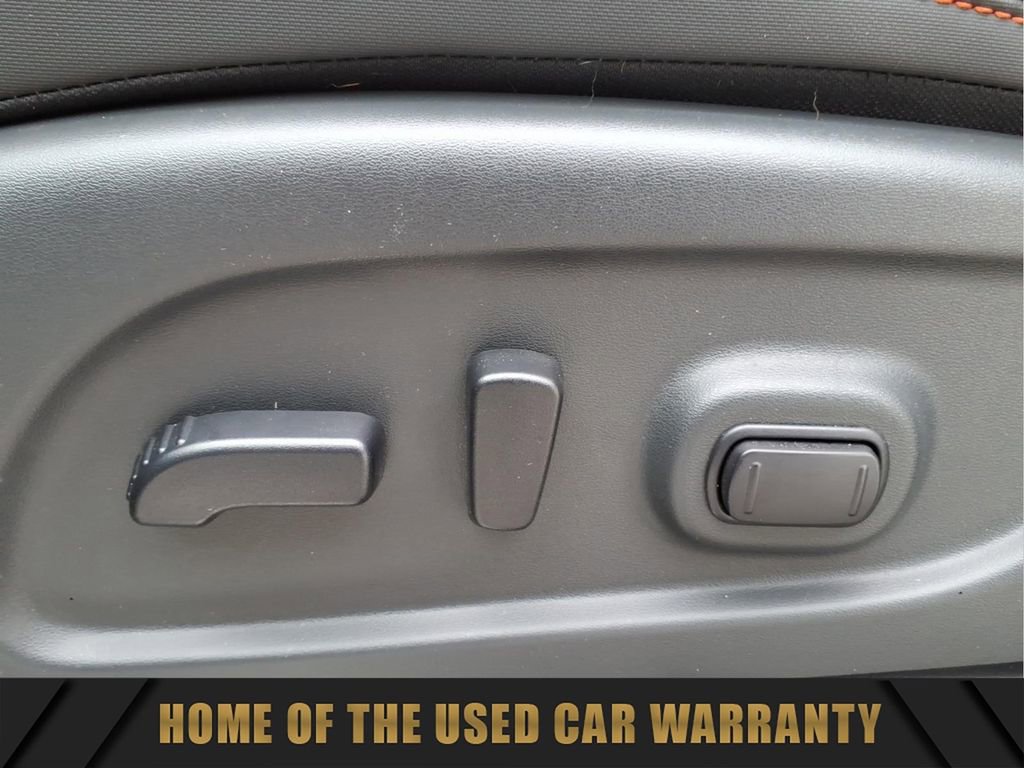 Used 2024 Nissan Titan PRO-4X w/ Pro-4x Utility Package image 17