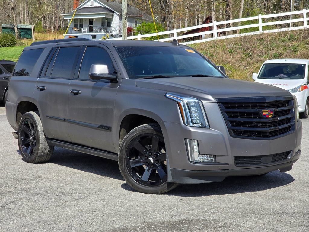 Used 2020 Cadillac Escalade Premium Luxury image 13
