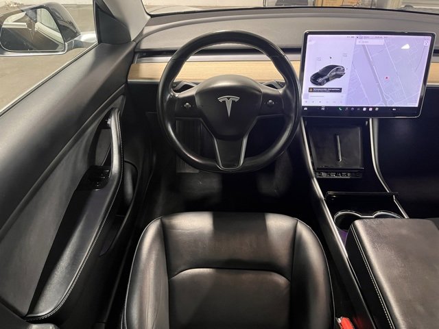 Used 2018 Tesla Model 3 Long Range image 18