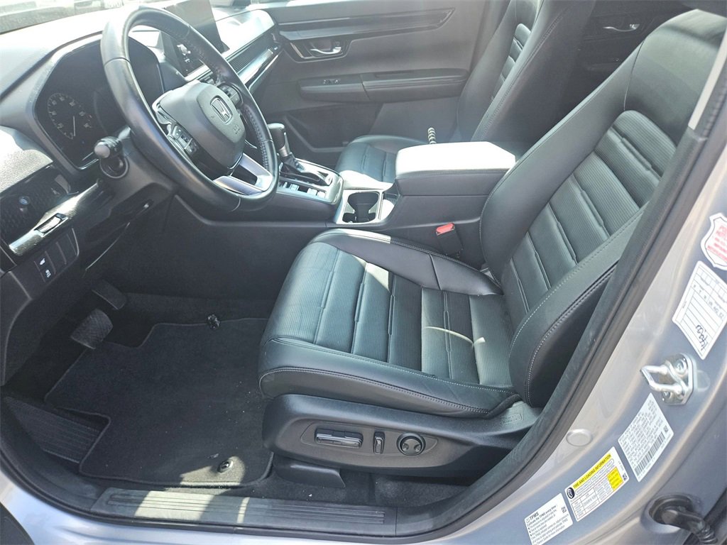 Used 2025 Honda CR-V EX-L image 11