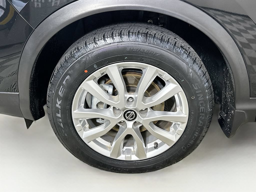 Used 2021 Nissan Rogue Sport SV FWD image 24