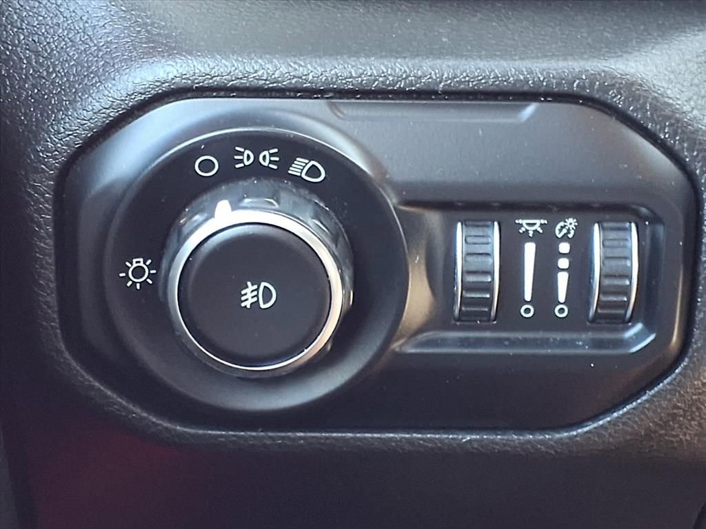 Used 2018 Jeep Wrangler Unlimited Sport image 20