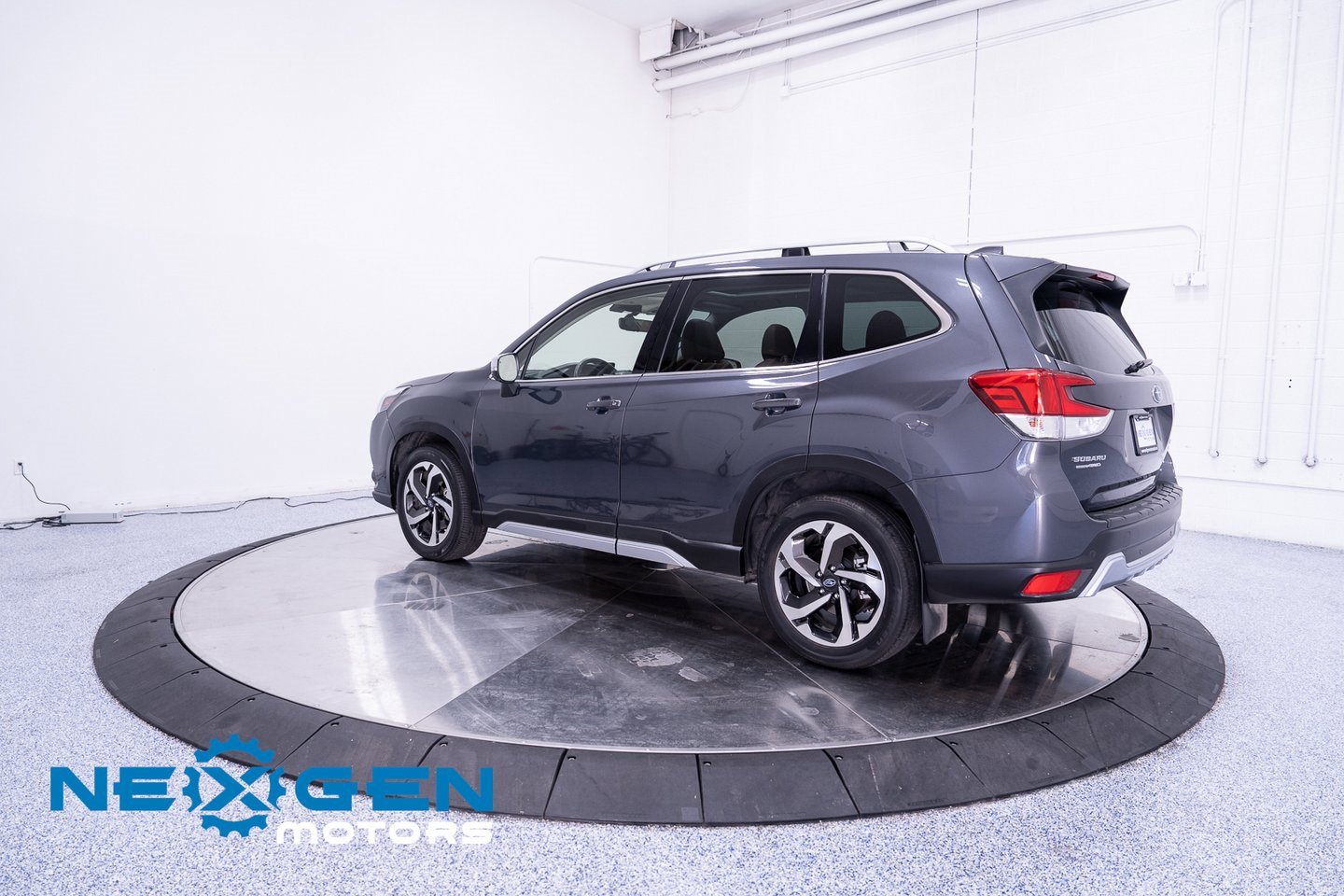 Used 2023 Subaru Forester Touring image 33