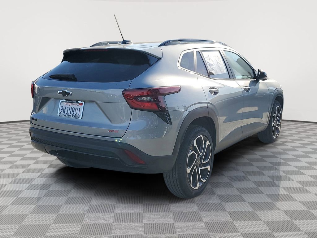 Used 2026 Chevrolet Trax RS w/ Driver Confidence Package image 3