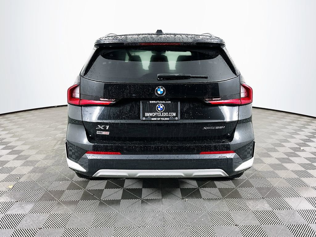 Used 2025 BMW X1 xDrive28i image 8