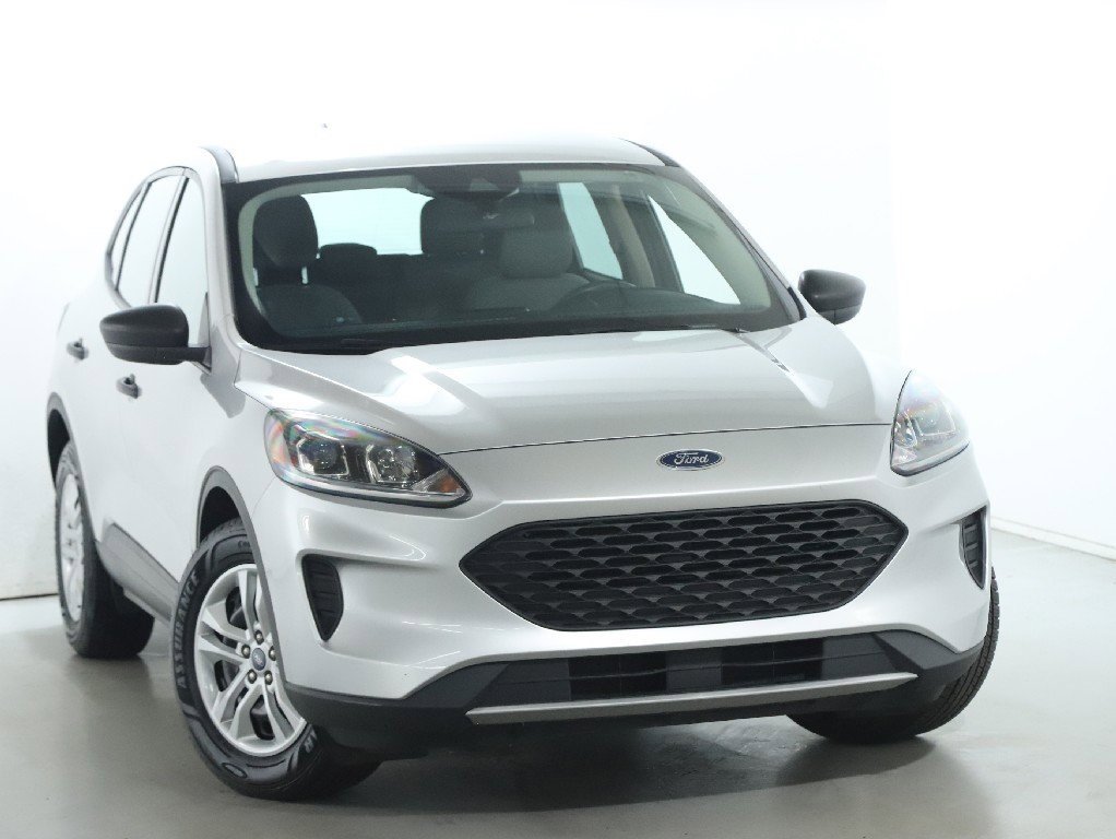 Used 2020 Ford Escape S image 2