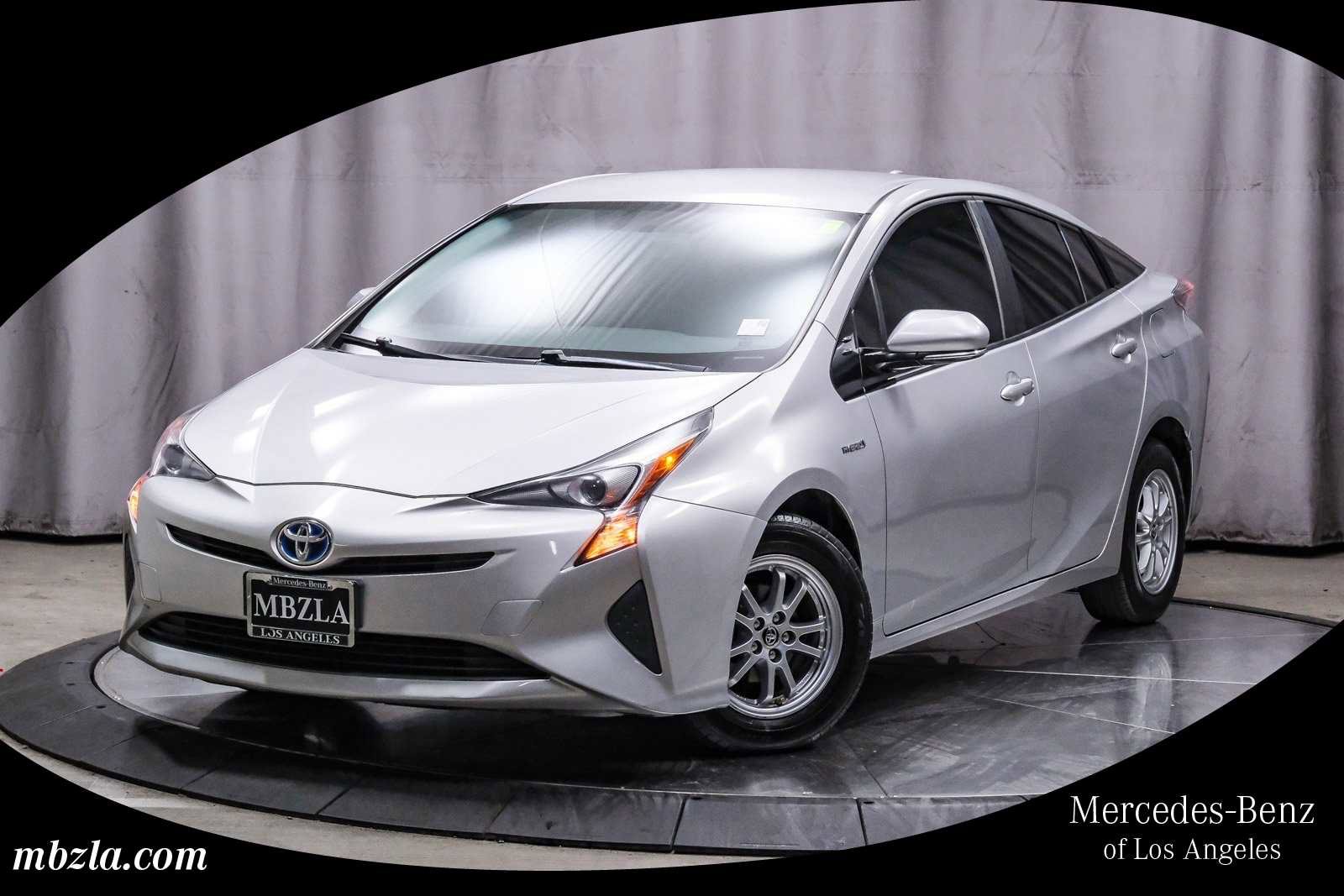 Used 2016 Toyota Prius Two image 1