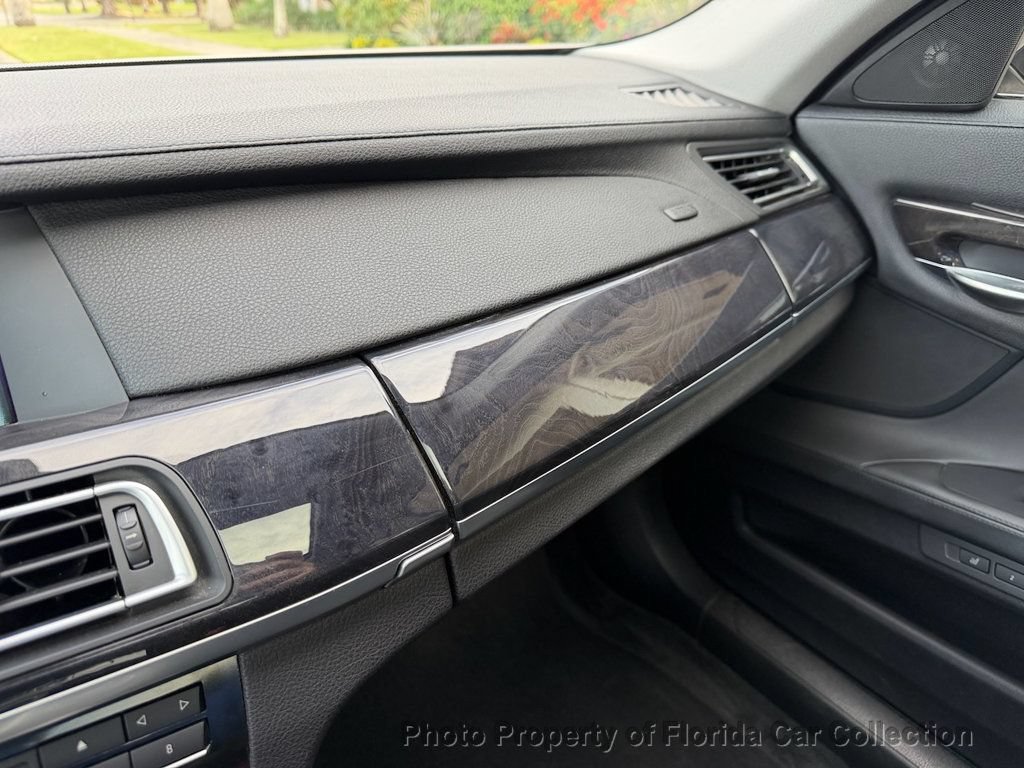 Used 2011 BMW 750i RWD image 53