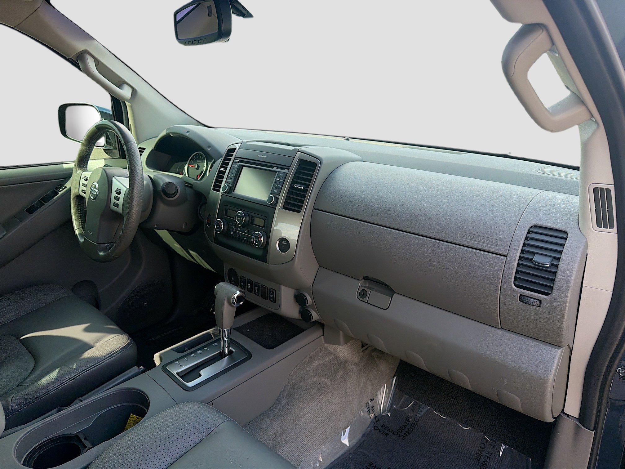 Used 2013 Nissan Frontier SL w/ Moonroof Pkg image 14