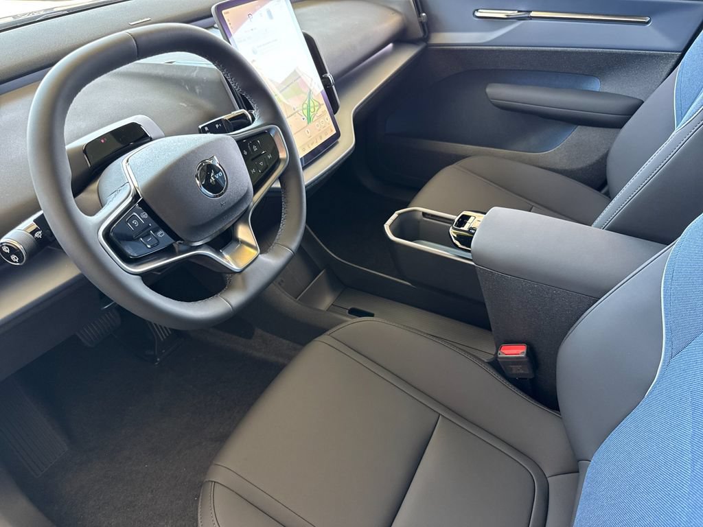 New 2026 Volvo EX30 Ultra w/ Protection Package Premier AWD/4WD image 9