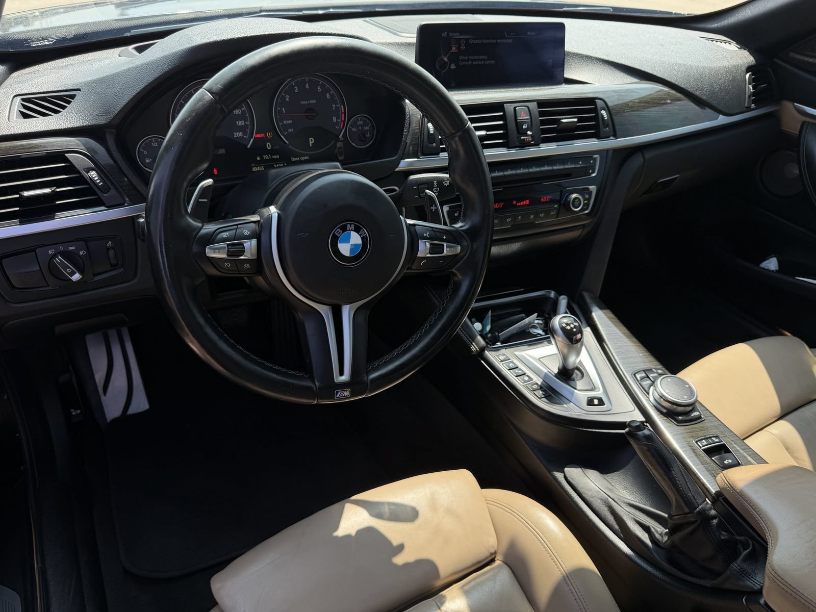 Used 2015 BMW M4 Convertible RWD image 12