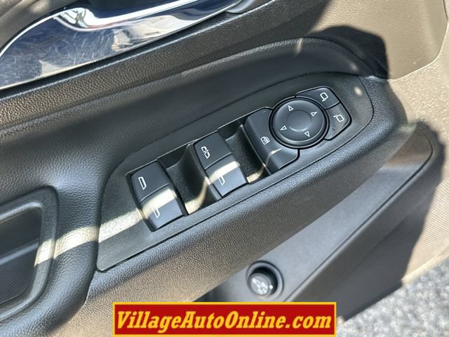 Used 2022 Chevrolet Equinox LT AWD/4WD image 10