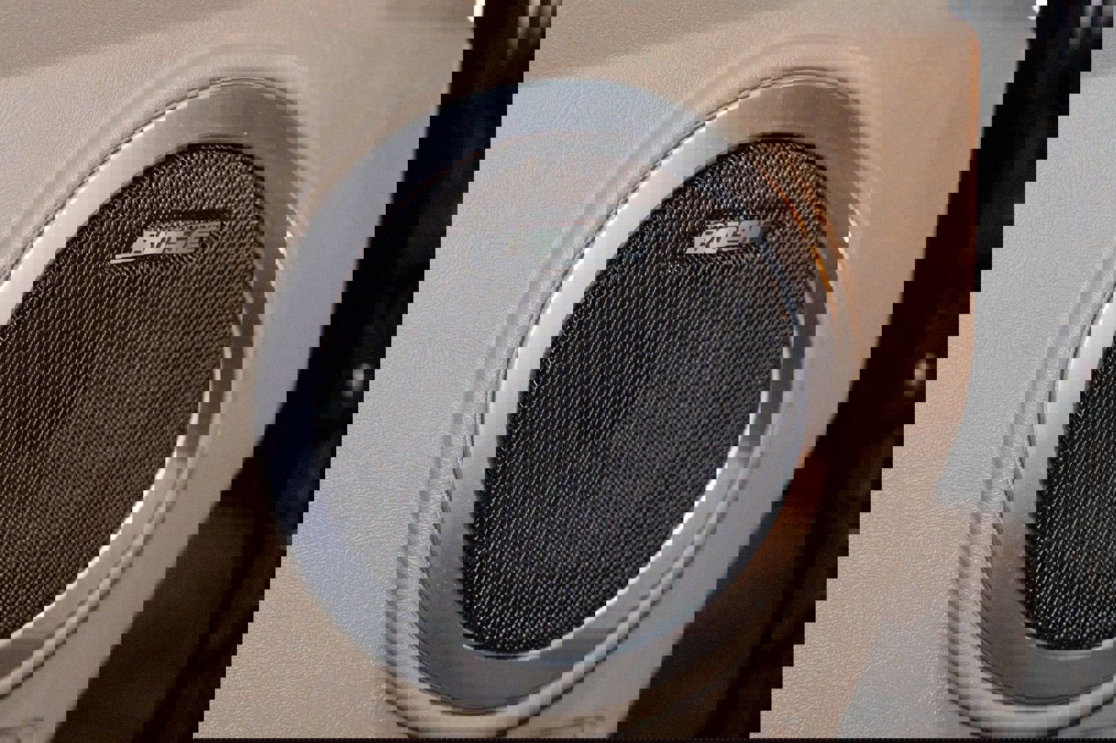 Used 2003 HUMMER H2 w/ Preferred Equipment Group image 21