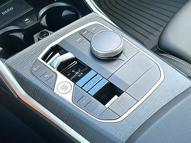 New 2026 BMW 330i Sedan w/ Premium Package RWD image 57