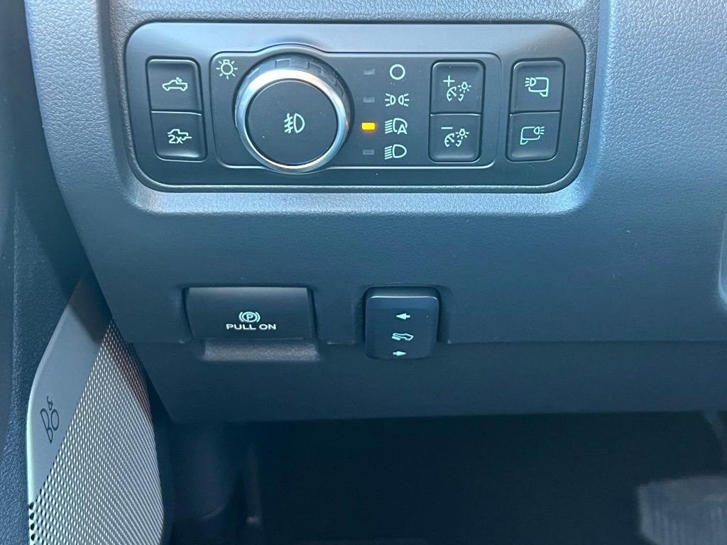 New 2026 Ford F250 Lariat w/ Lariat Premium Package image 35