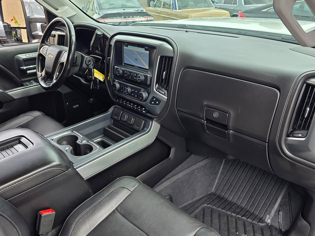 Used 2019 Chevrolet Silverado 3500 LTZ w/ Duramax Plus Package image 14