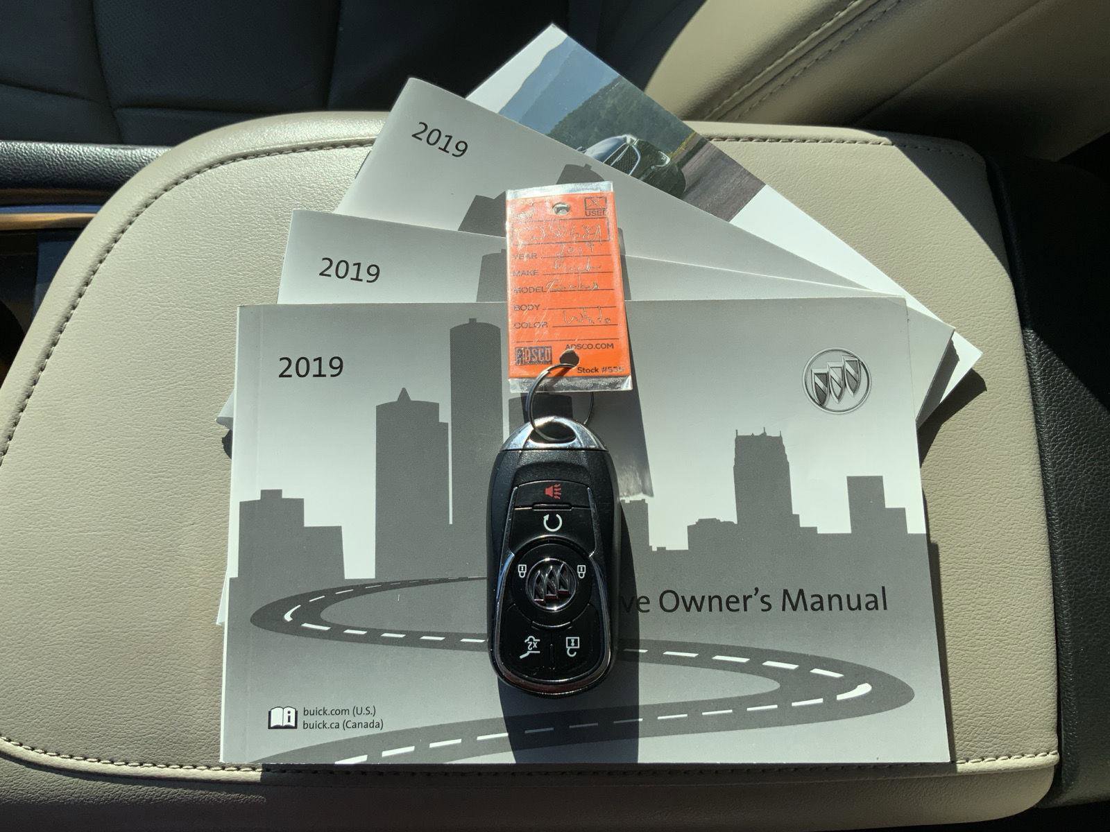 Used 2019 Buick Enclave Essence FWD image 19