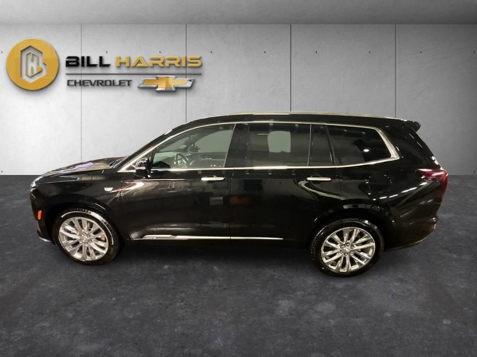 Used 2024 Cadillac XT6 Premium Luxury w/ LPO, Floor Liner Package image 12
