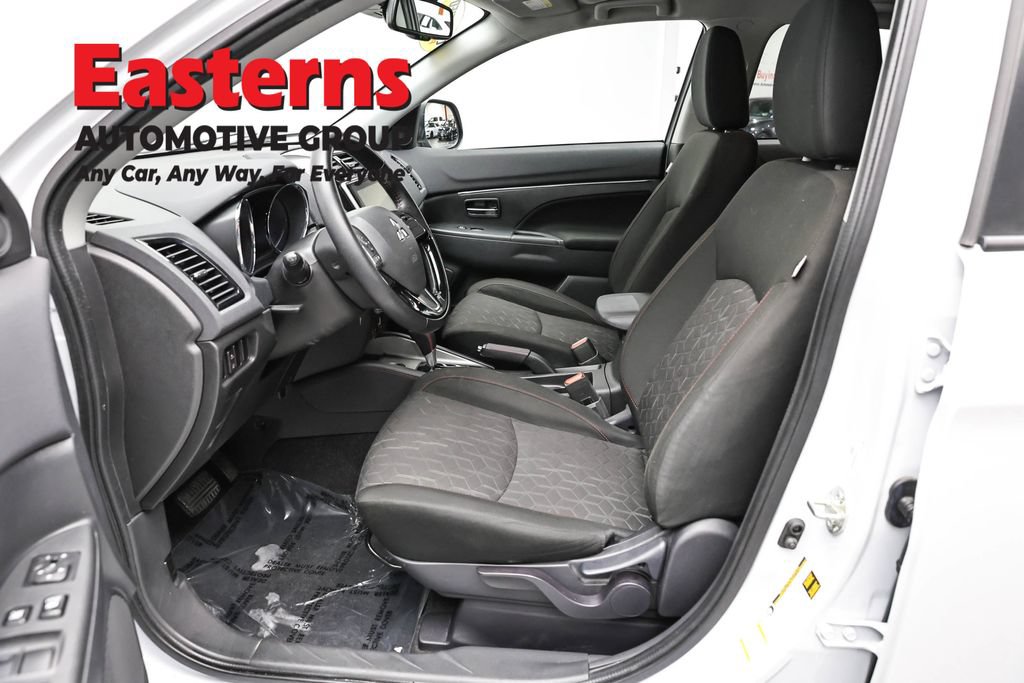 Used 2023 Mitsubishi Outlander Sport LE AWD/4WD image 14