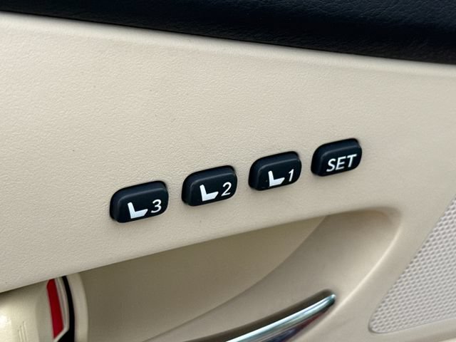 Used 2012 Lexus RX 350 FWD w/ Premium Pkg image 23