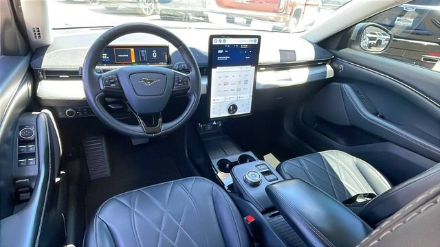 Used 2021 Ford Mustang Mach-E Select RWD image 14