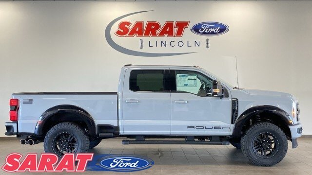 New 2026 Ford F250 Lariat w/ Black Appearance Package AWD/4WD image 1