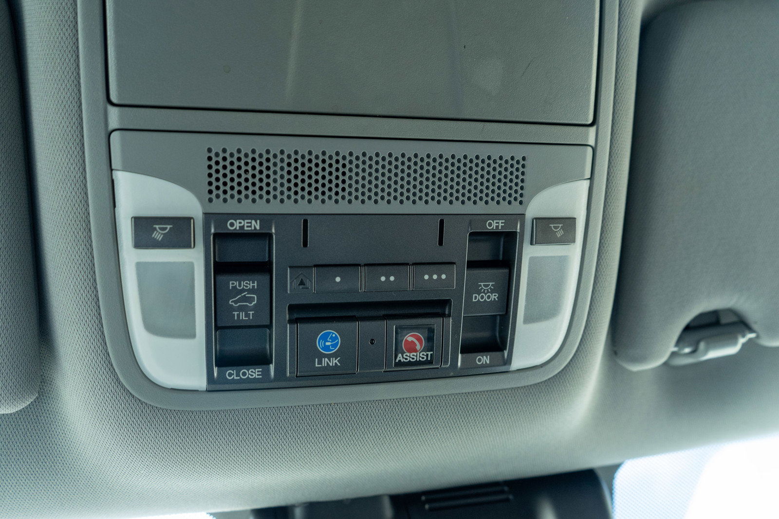 Used 2019 Acura MDX SH-AWD w/ Technology Package image 24