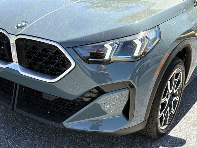 Used 2025 BMW X2 xDrive28i image 9