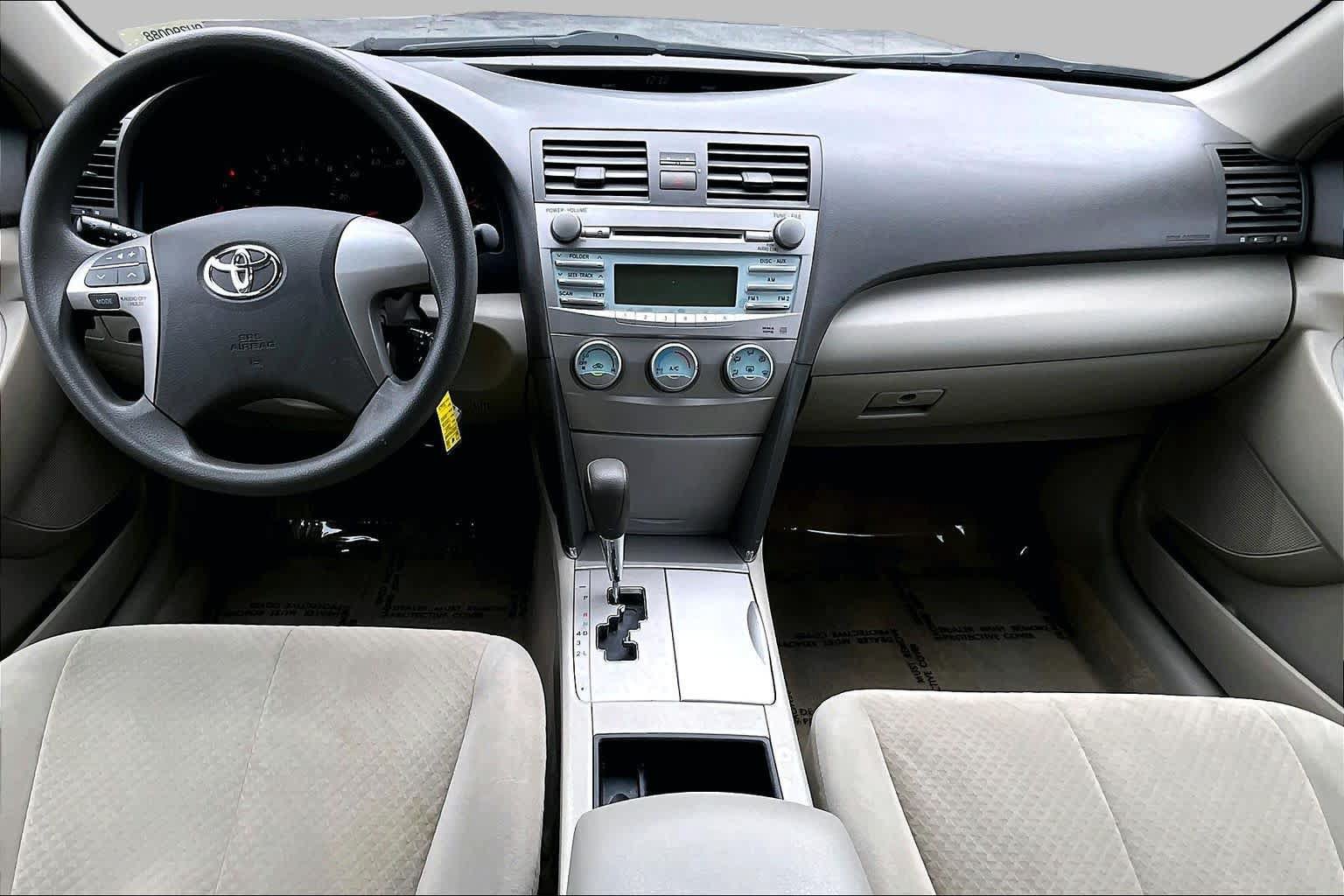 Used 2009 Toyota Camry LE FWD image 14