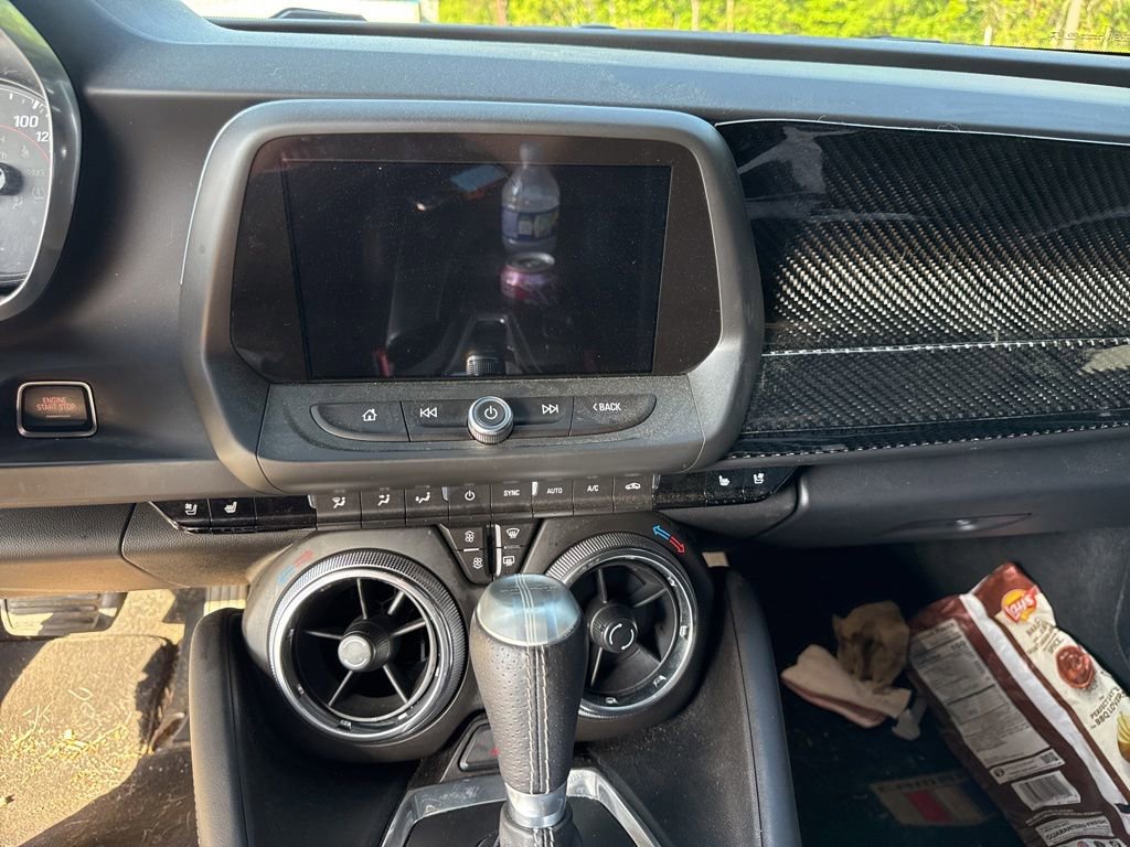 Used 2016 Chevrolet Camaro SS RWD image 6