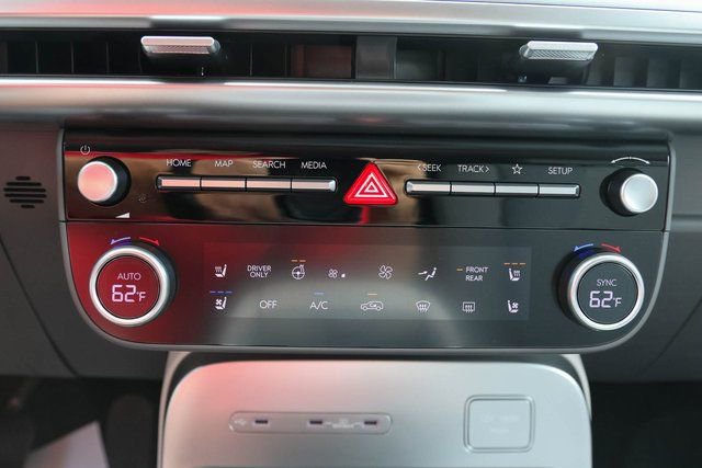 New 2026 Hyundai Ioniq 9 SEL image 18