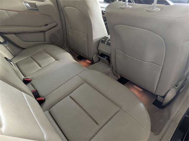 Used 2011 Mercedes-Benz E 350 4MATIC Wagon image 27