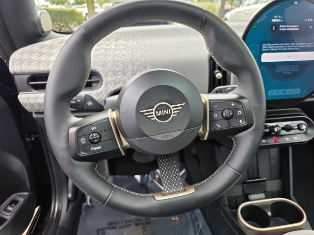 Used 2025 MINI Cooper S FWD image 6