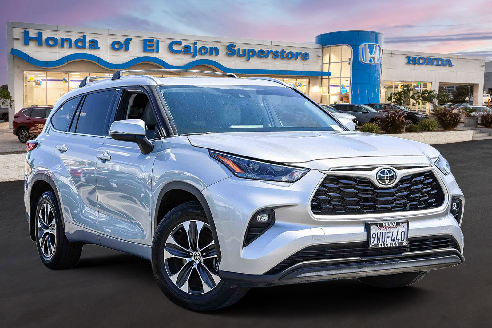 Used 2022 Toyota Highlander XLE