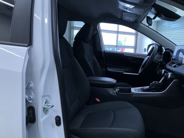 Certified 2025 Toyota RAV4 LE AWD/4WD image 21