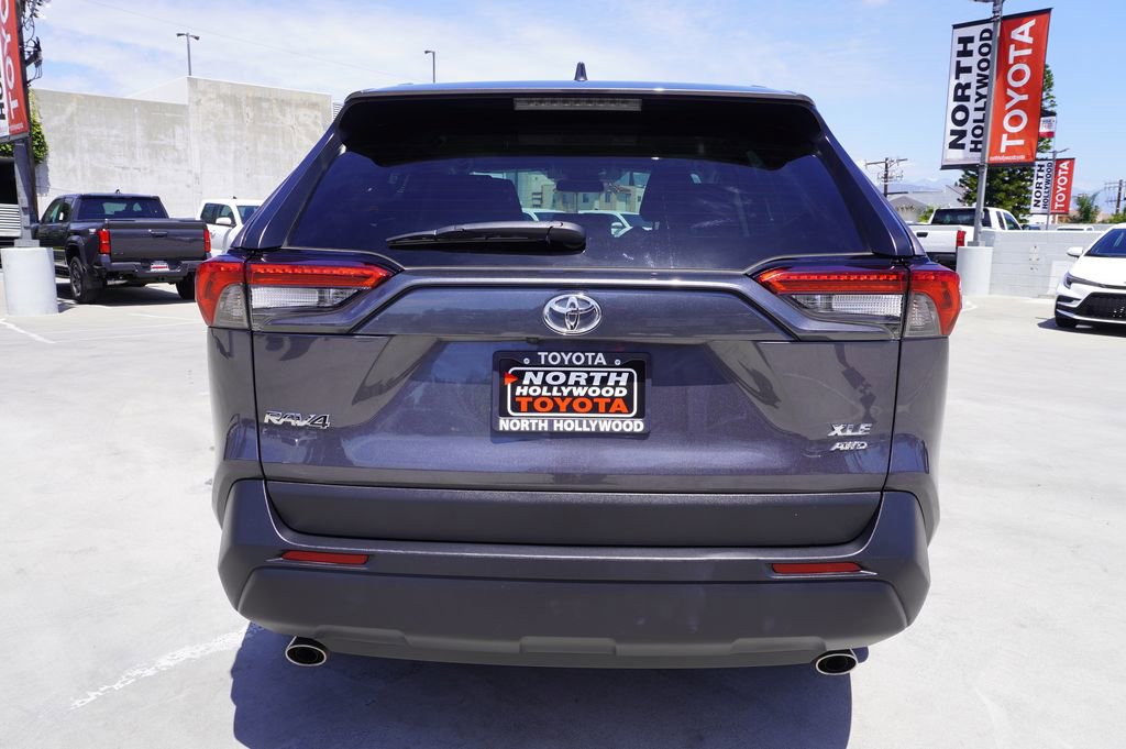 Certified 2025 Toyota RAV4 XLE w/ Convenience Package AWD/4WD image 6